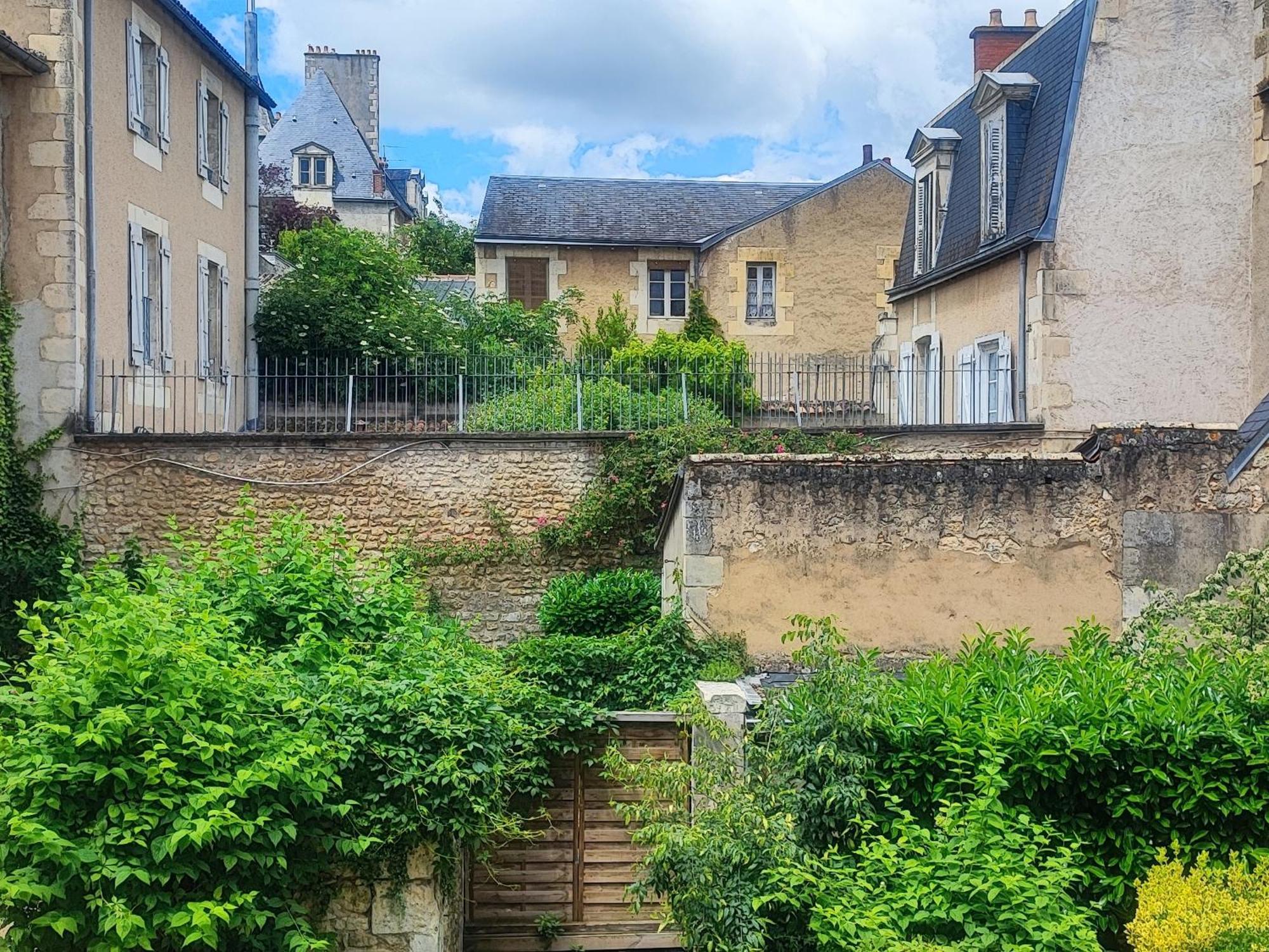Le Cocoon Dore Poitiers Luaran gambar